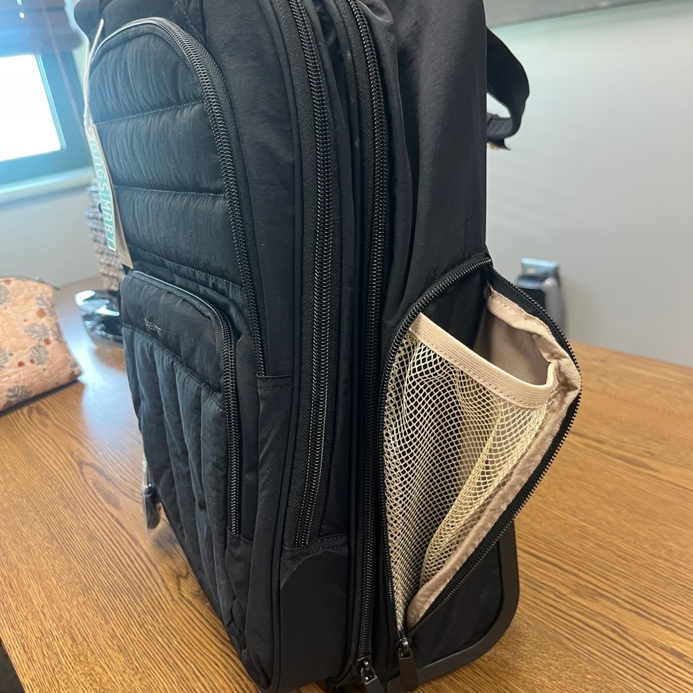 BAGSMART Black Rolling Backpack Carryon - Picture 5 of 8